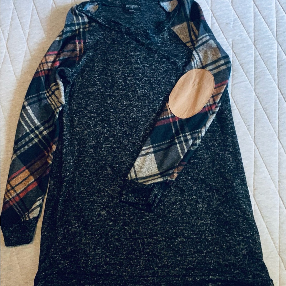 ⭐️Eclipse Charcoal Long Knit Top with Plaid Sleeves